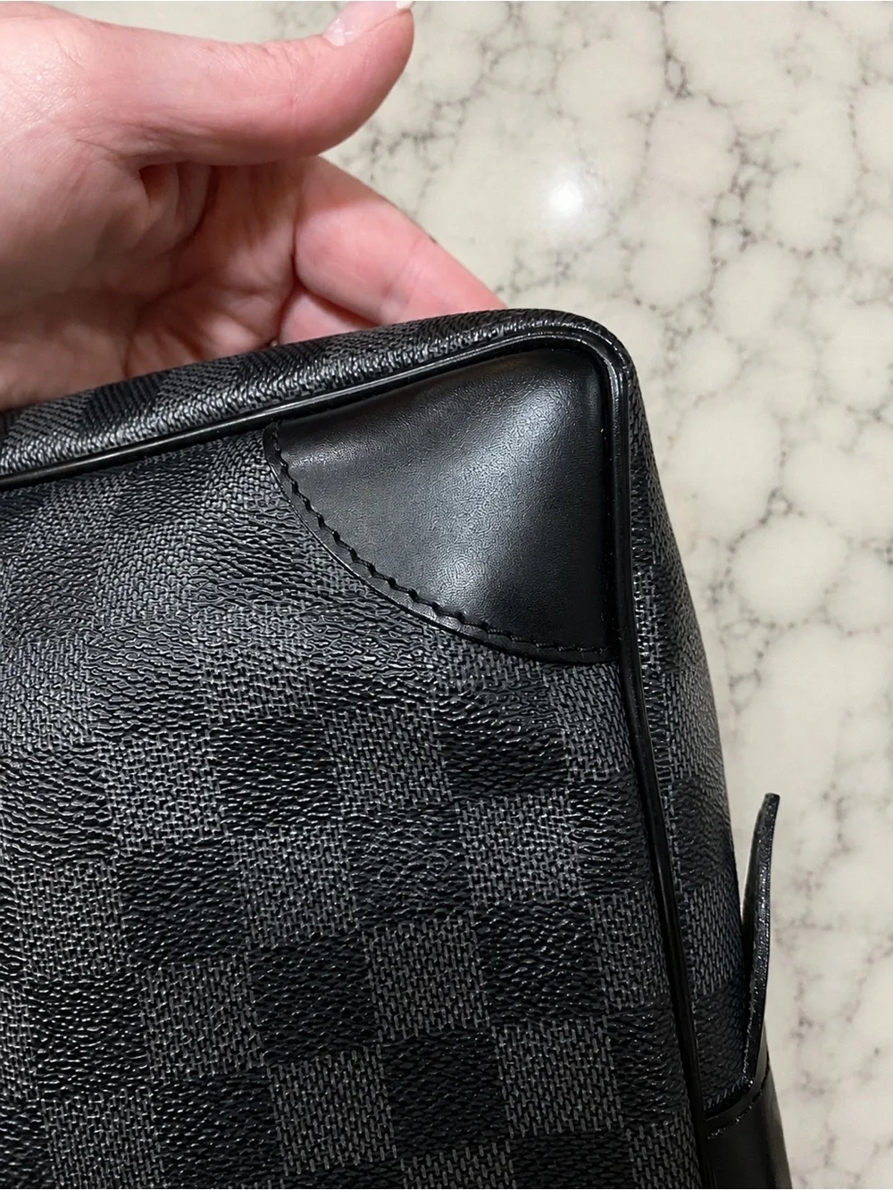 Louis Vuitton Damier Graphite Porte-Documents Voyage